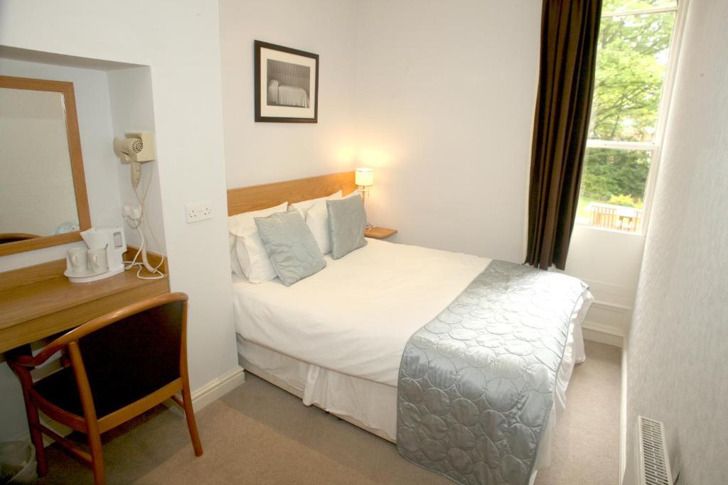 Cliff Lawn Hotel Leeds  Kamer foto